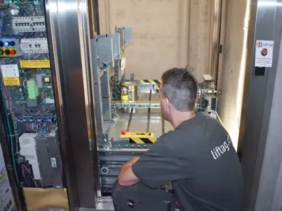 Liftservice: Welche Vertragsarten gibt es bei der Lift AG?