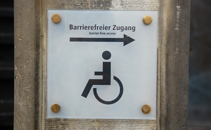 Anforderungen und Lösungen für barrierefreie und behindertengerechte Lifte 
