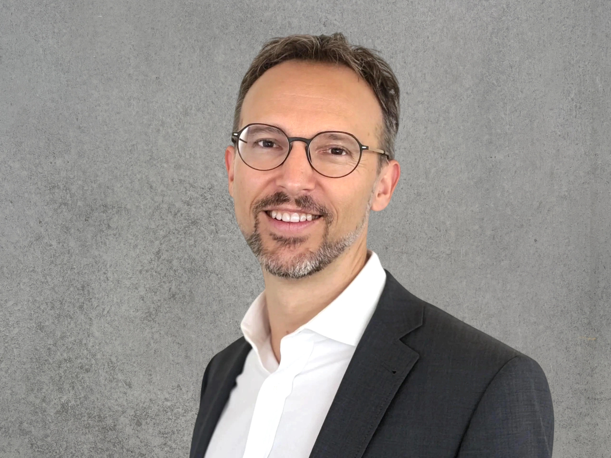 martin gantenbein 1200 100